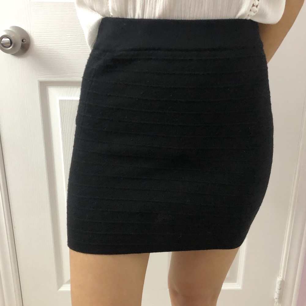 Black Pencil/Bodycon Skirt
